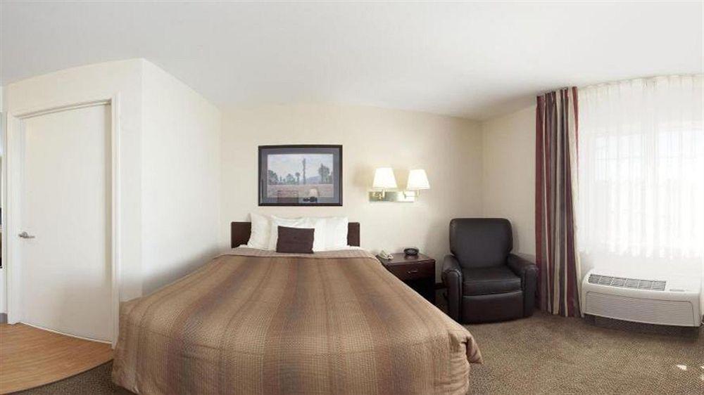 Sonesta Simply Suites St Louis Earth City Extérieur photo