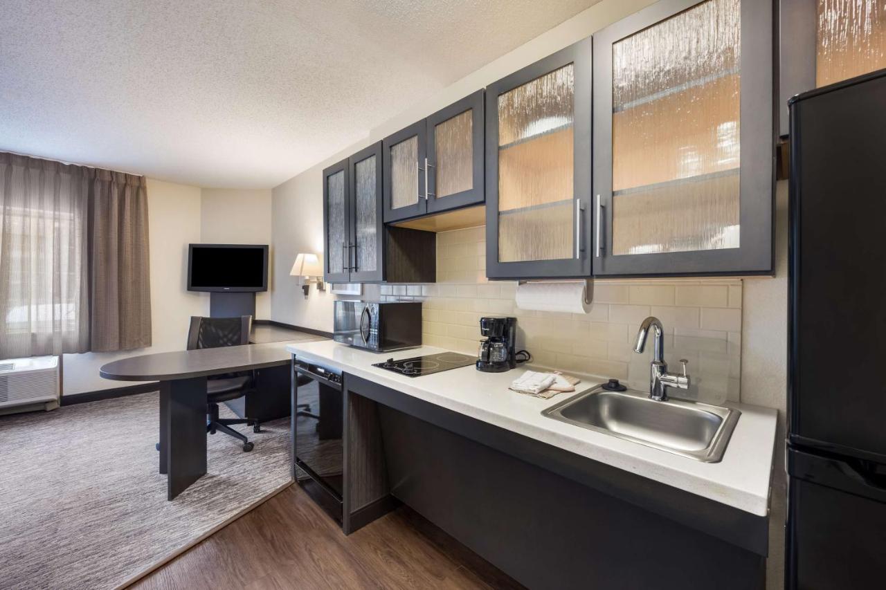 Sonesta Simply Suites St Louis Earth City Extérieur photo