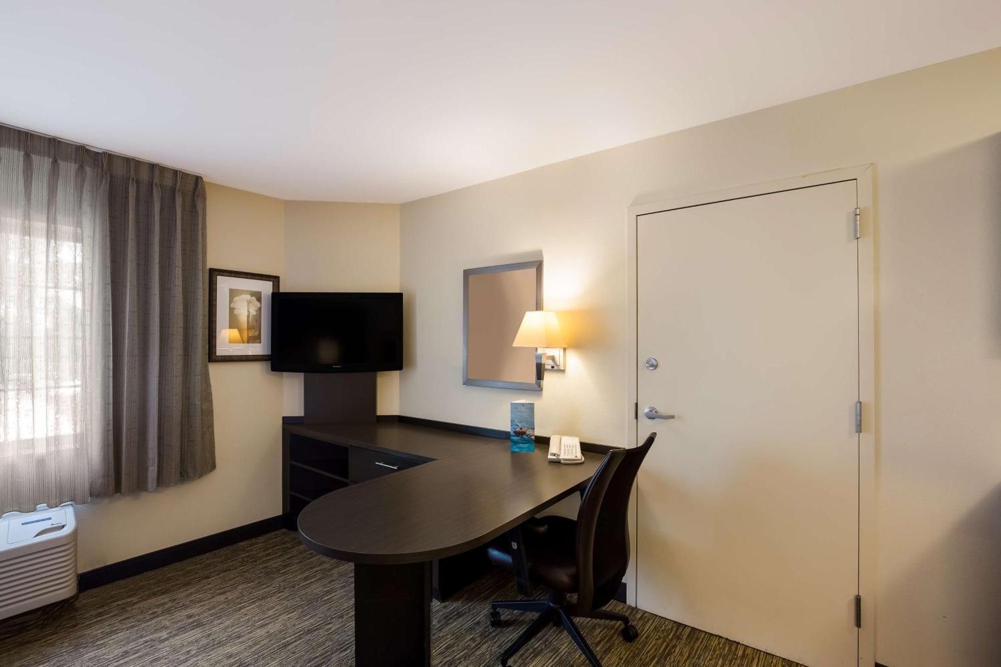 Sonesta Simply Suites St Louis Earth City Extérieur photo