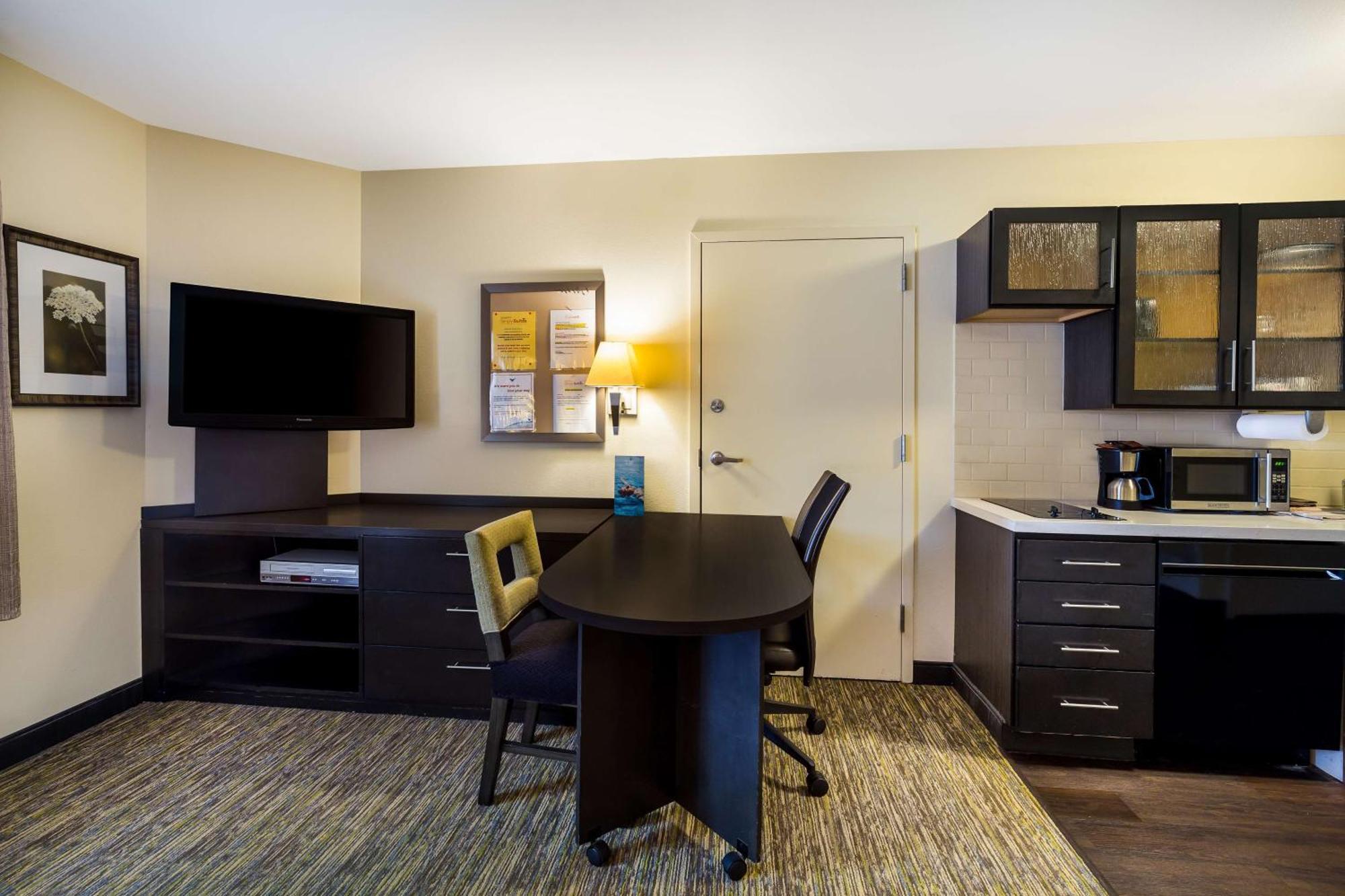 Sonesta Simply Suites St Louis Earth City Extérieur photo